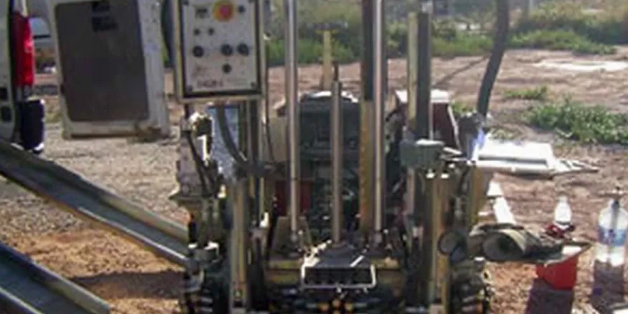 Ensayo CPT en Coronel: Perfiles de Suelo Continuos y Precisos